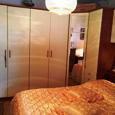 Ruza - Double With Shared Bathroom Lägenhet