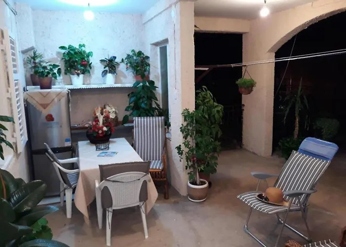 Ruza - Double With Shared Bathroom *