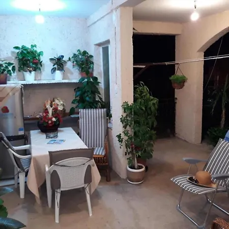 Ruza - Double With Shared Bathroom *